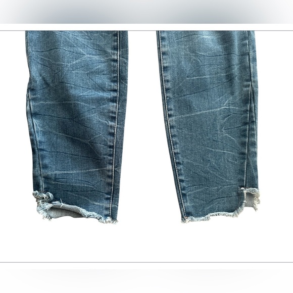 Kancan Jeans Blue High Rise Ankle Crop Distressed Stretch Women’s Size 11 / 29 - Picture 4 of 6